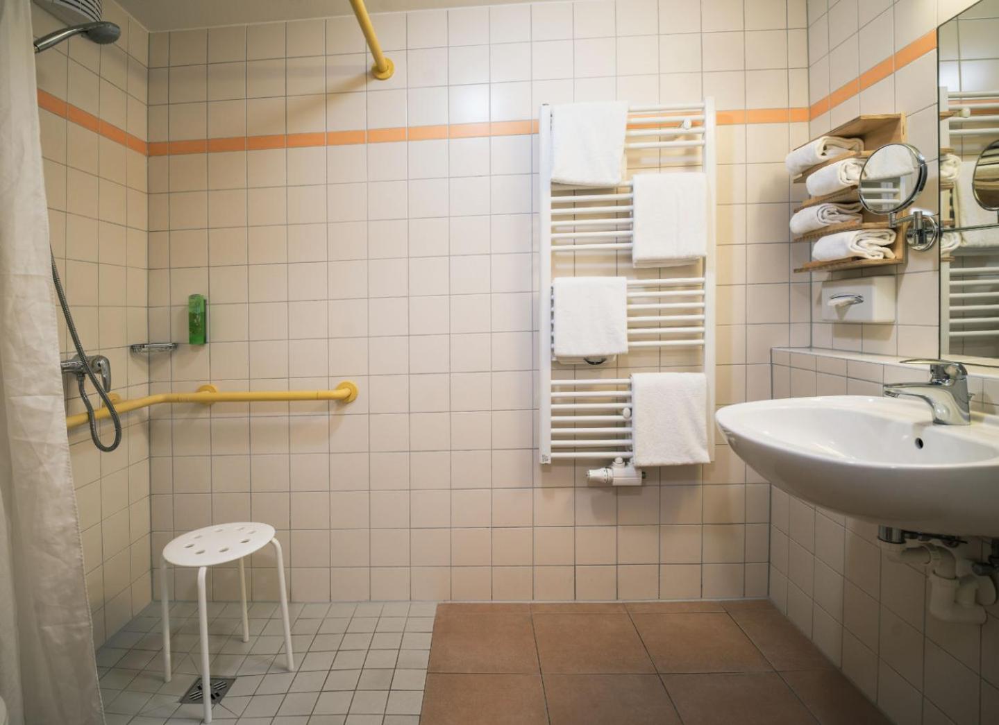JUFA Hotel Altaussee Kamer foto